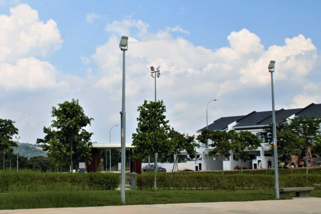 Профессиональные светодиодные прожекторы для стадионов